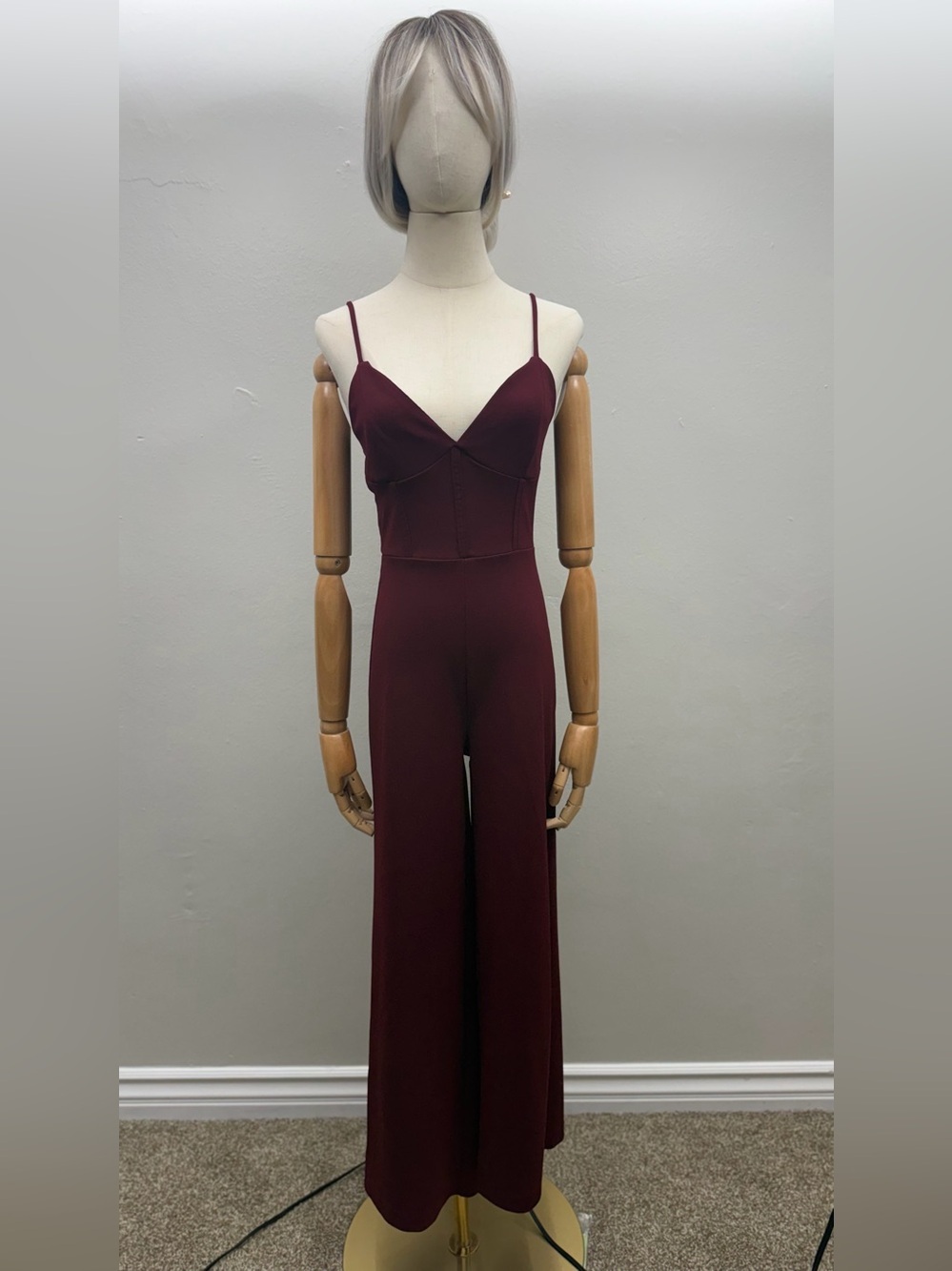 Windsor Burgundy Wide Leg Jumpsuit Women’s Small Sleeveless Spaghetti Strap